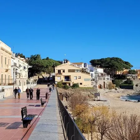 Precioso Reformado En 1ra Linea De Mar Sin Vistas דירה קאלייה דה פאלאפרוג'ל